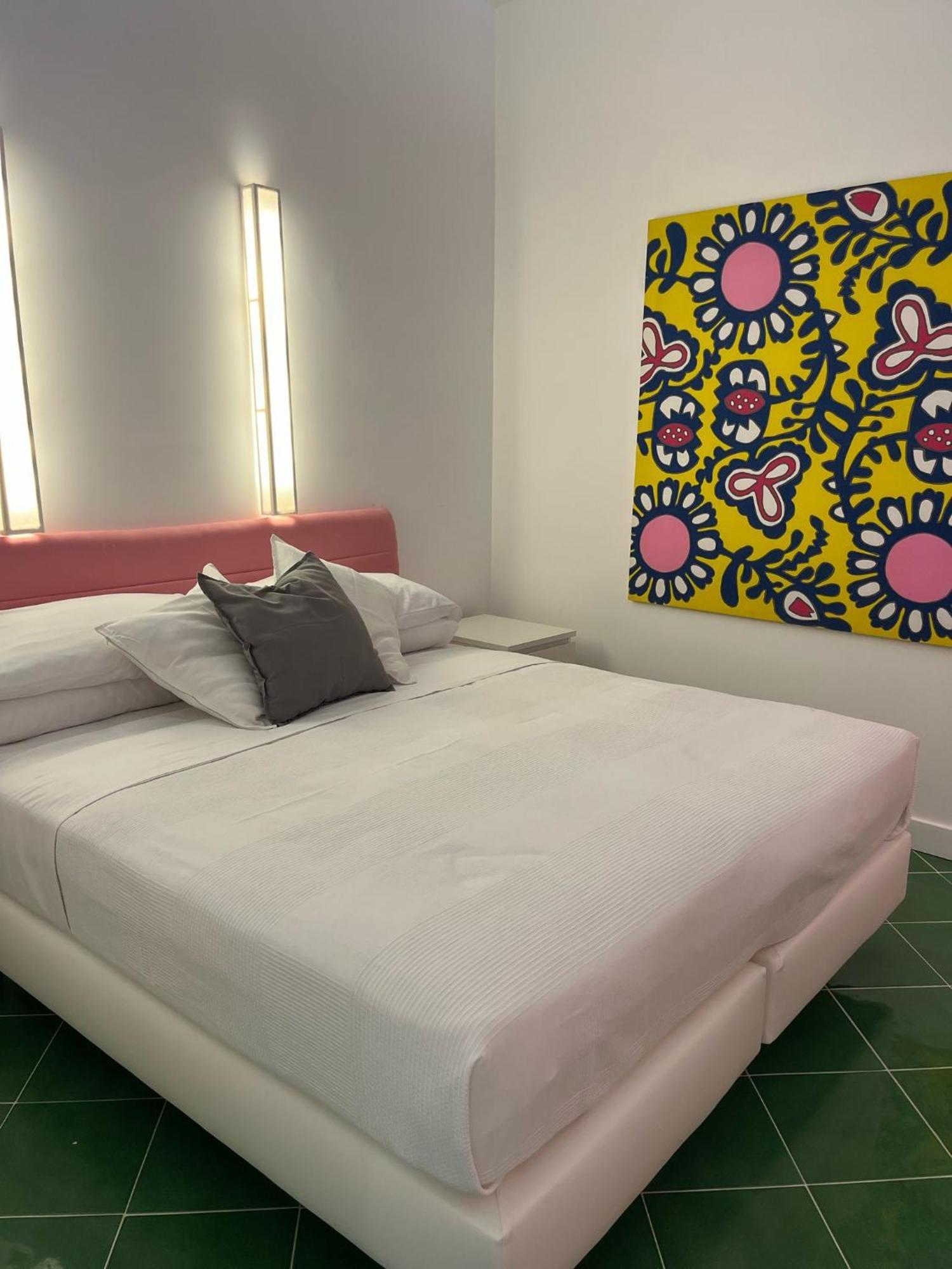 Sorrento Garden Hotel ภายนอก รูปภาพ