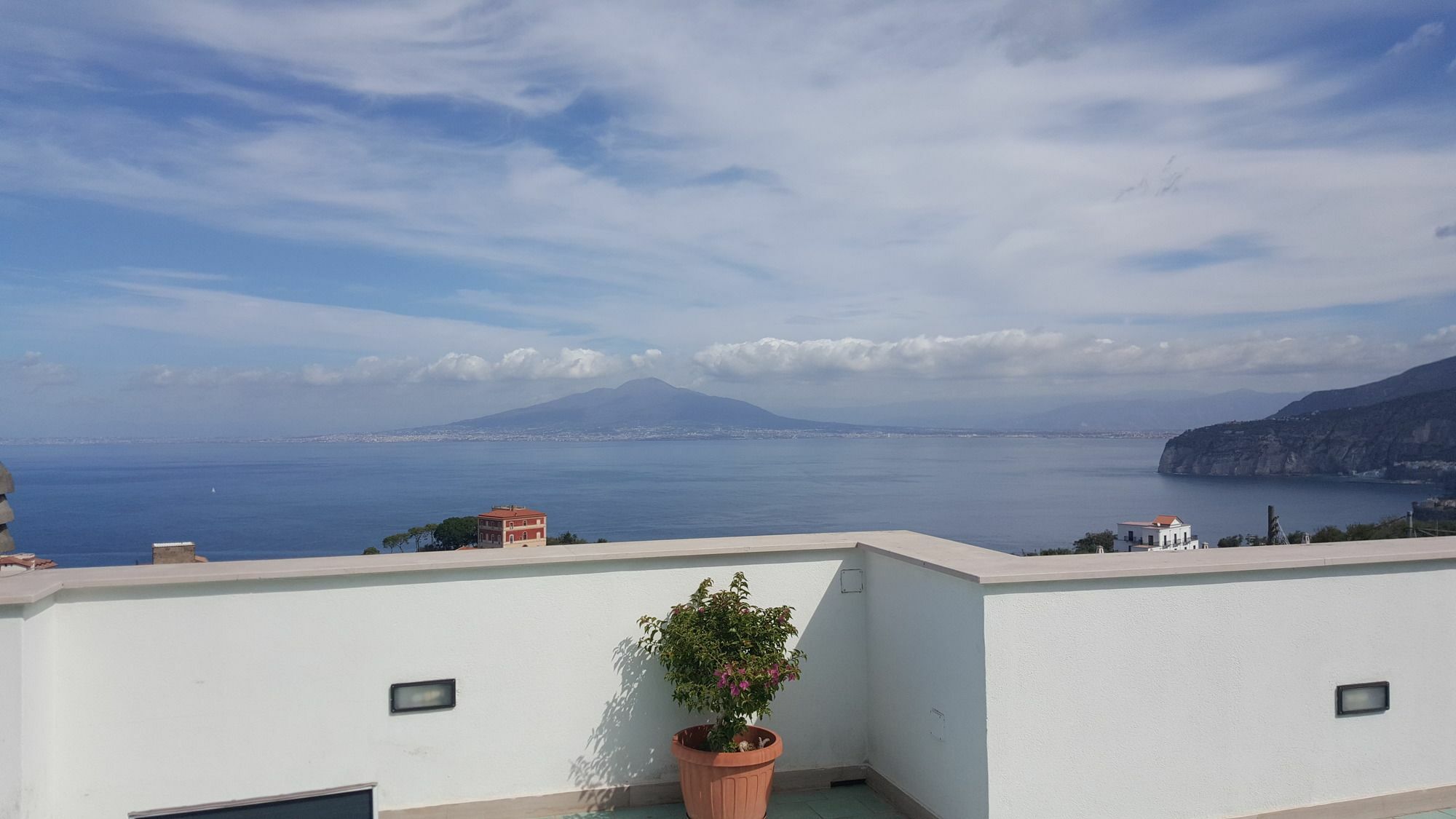 Sorrento Garden Hotel ภายนอก รูปภาพ