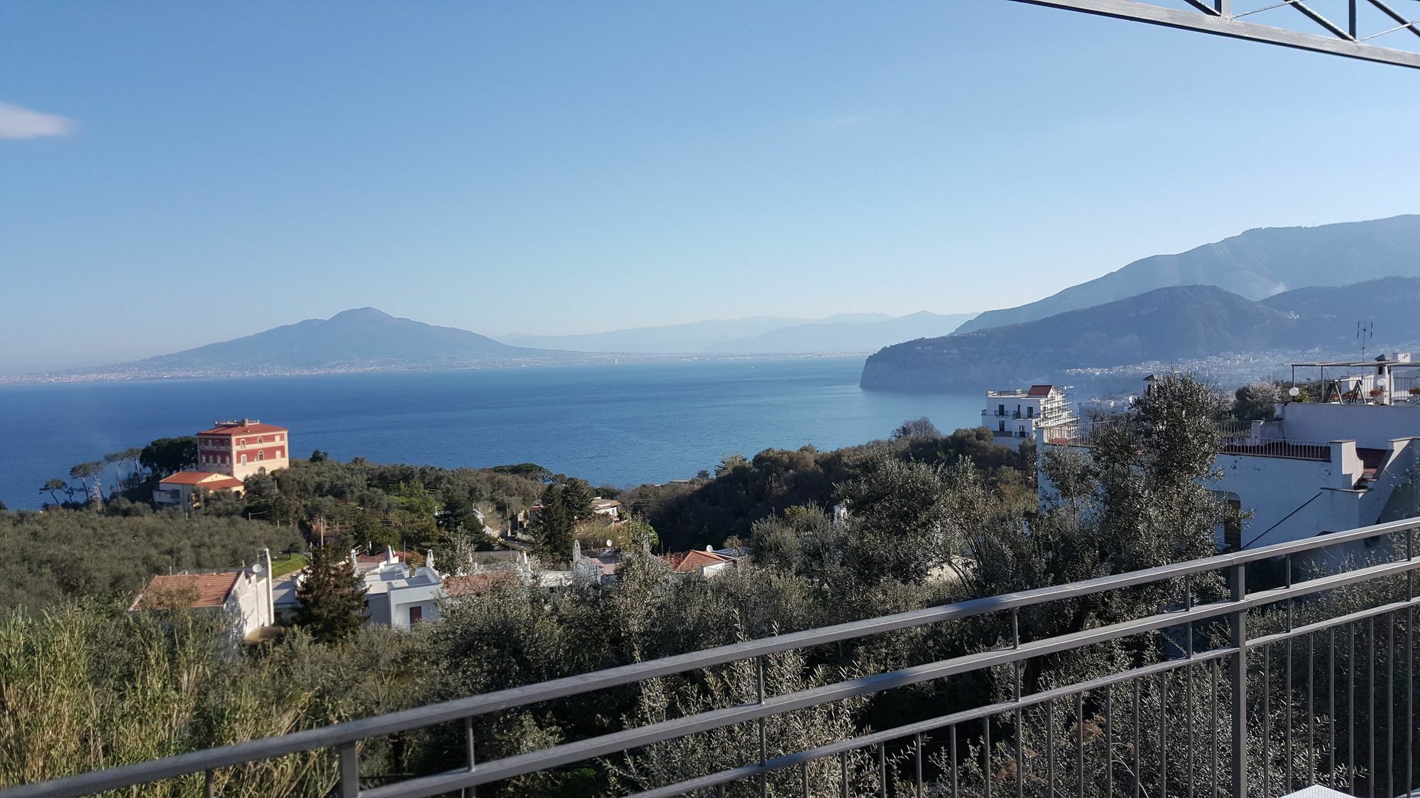 Sorrento Garden Hotel ภายนอก รูปภาพ