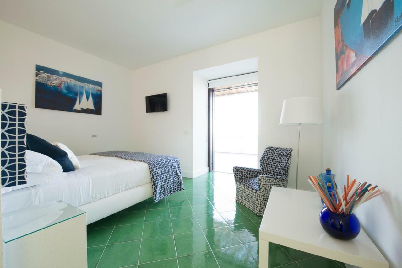 Sorrento Garden Hotel ภายนอก รูปภาพ