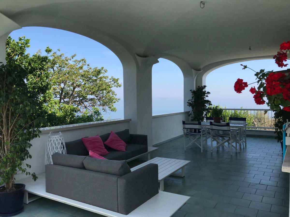 Sorrento Garden Hotel ภายนอก รูปภาพ