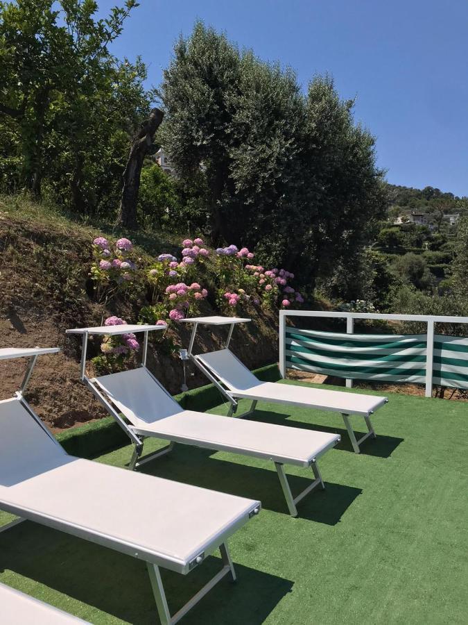 Sorrento Garden Hotel ภายนอก รูปภาพ